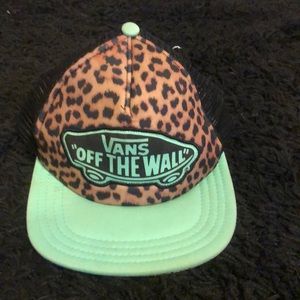 Vans off the wall snap back hat